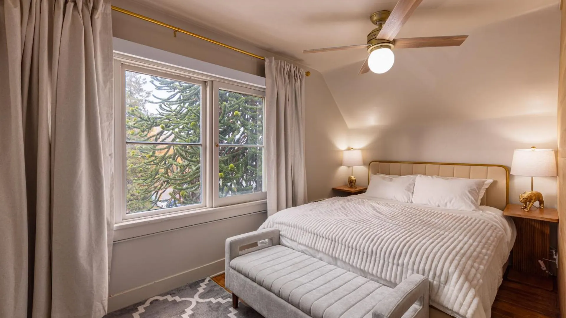 Bed & Breakfast The Hunter House Bed And Breakfast Vancouver